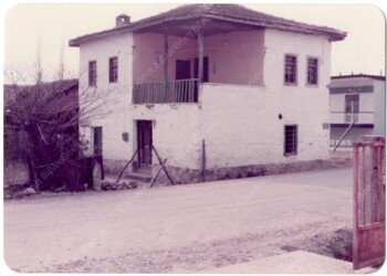 Residence in Neo Zervochori village