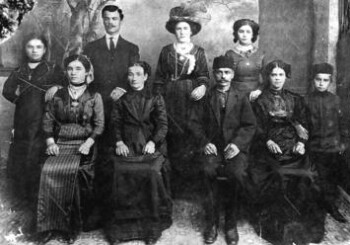 Family of Theodoros Vafeas, Bitola, early 20th ccentury