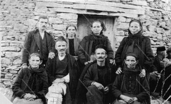 Τhe Kokkolis brothers family, Kokkinoplos 1930's