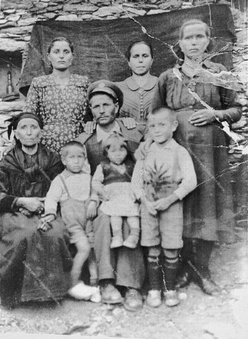 Family photograph, Kokkinoplos village during the interwar