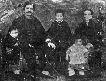 Οικογένεια του γιατρού Αθανάσιου Αστερίου, Σέρβια αρχές του 20ου αι.