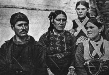 Family from Konsco, in the beginning of the 20th century