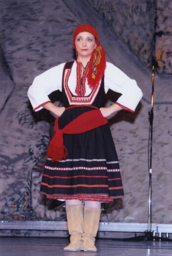 Παρουσίαση παραδοσιακών φορεσιών, γυναικεία παραδοσιακή φορεσιά Ρόδου