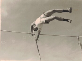 Ο Γιάννης Παλάσης νικητής στο άλμα επί κοντώ