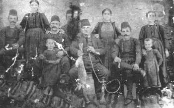 The Rassas family, Laista, 1905