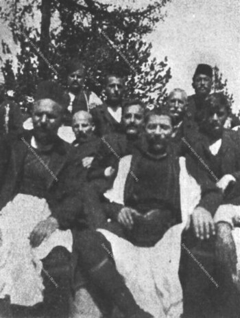 Notables of Samarina, early 20th century