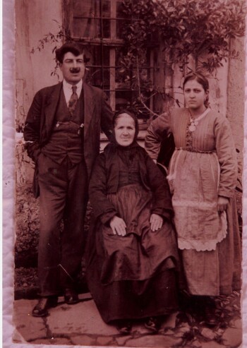 Sarakinis family
