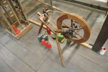 Spinning wheel at Haus der Seidenkultur