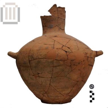 Clay hydria from Gitana