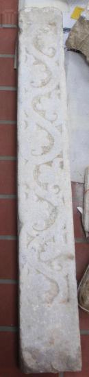 Πεσσίσκος δίλοβου παραθύρου