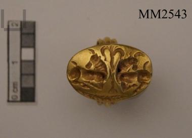 Signet ring