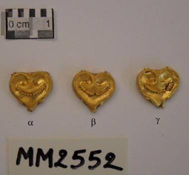 Gold ivy leaf bead