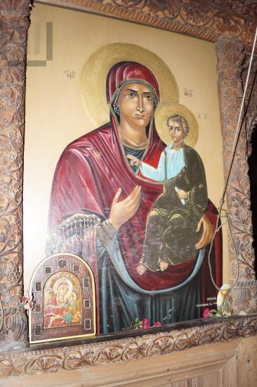 Παναγία Βρεφοκρατούσα
