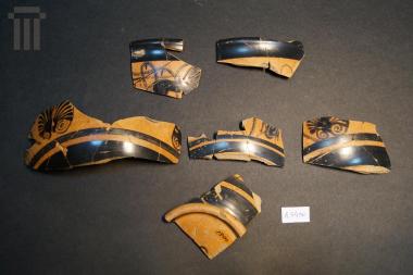 Fragments of an attic skyphos