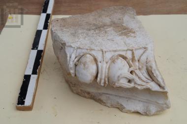 Part of ionic capital