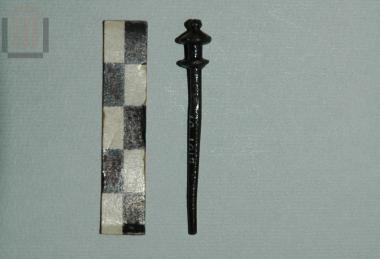 Bronze pin