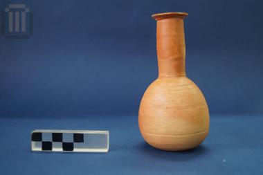 Bulbous-shaped unguentarium