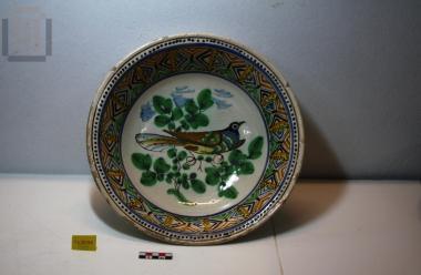 Βαθιά πιατέλα