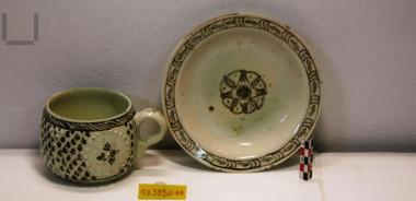 Φλιτζάνι με πιατάκι, εργαστηρίου Κιουτάχειας