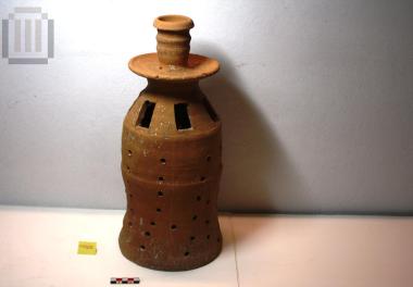 Πήλινος κηροστάτης