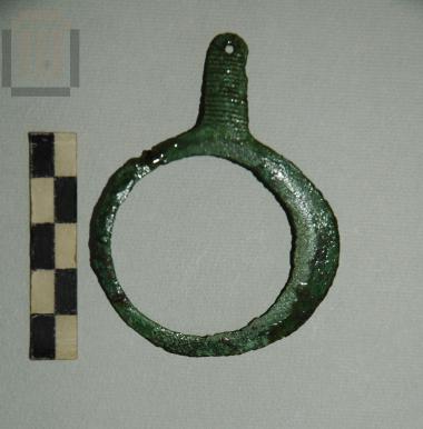 Bronze pendant