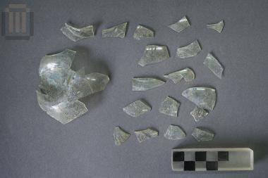 Θραύσματα γυάλινου αγγείου