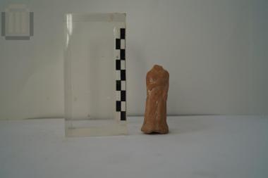 Πήλινο ειδώλιο γυναικείας μορφής