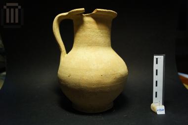 Oinochoe