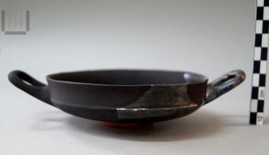 Μελαμβαφής κύλικα τύπου Ρήνειας