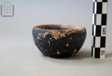 Μελαμβαφές αλατοδοχείο