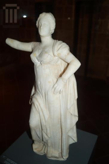 Marble statuette of Aphrodite or Artemis-Hekate