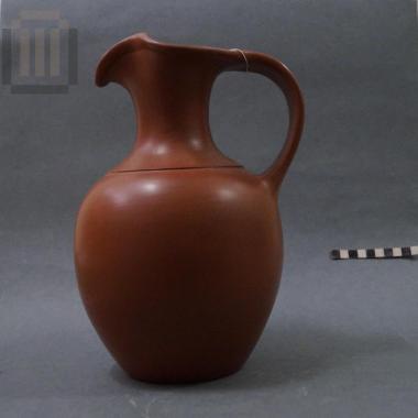 Κανάτα με μία λαβή