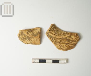 Clay lamp sherds