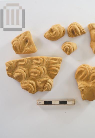Clay figurin-bust fragments from Avlotopos