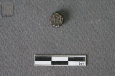 Bronze coin of Marcian (450-457 AD)