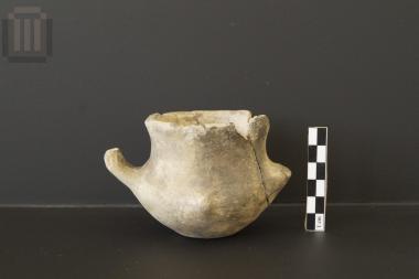 Kantharoid vase