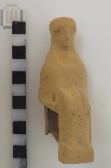 Female seated figurine