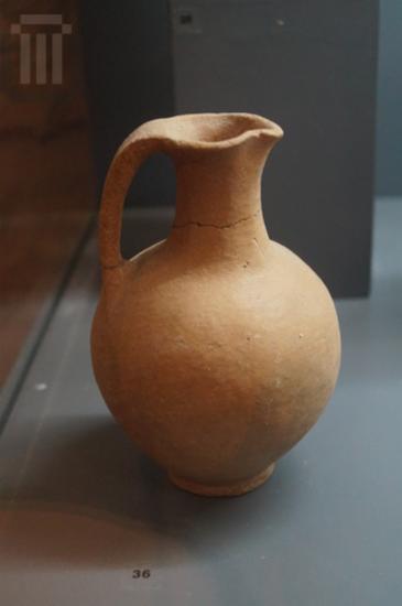 Plain trefoil-mouthed jug