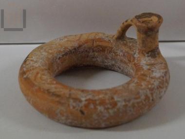 Δακτυλιόσχημο αγγείο