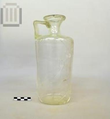 Glass oinochoe