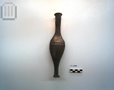 Αβαφές μυροδοχείο, από την Ρουντίνα Κοπανού