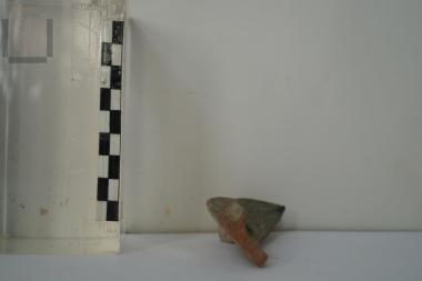 τμήμα ανοικτού εφυαλωμένου αγγείου