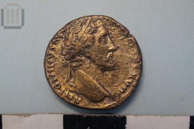 Ορειχάλκινος σηστέρτιος Αντωνίνου Πίου (153-154 μ.Χ.)