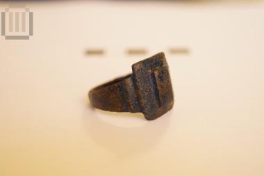 Bronze ring