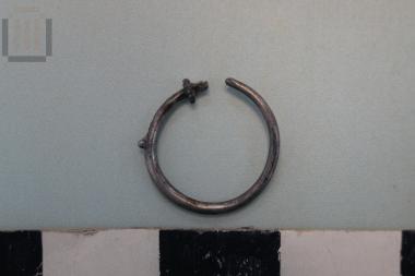 Αργυρό ενώτιο