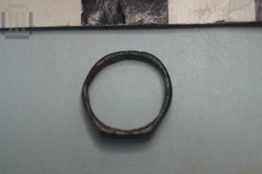 Bronze ring