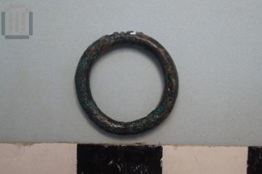 Bronze hoop