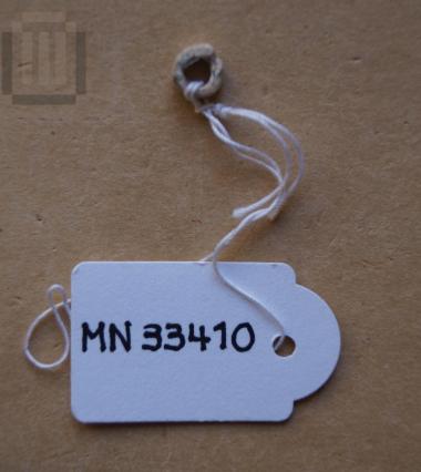 Glass paste bead