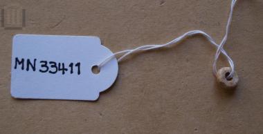 Glass paste bead