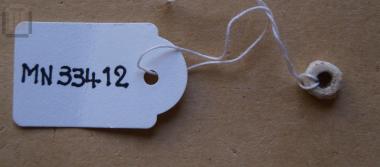 Glass paste bead